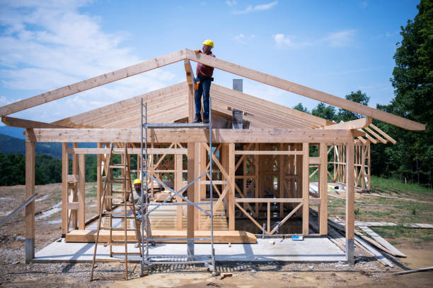 Best Roof Leak Repair  in Freemansburg, PA